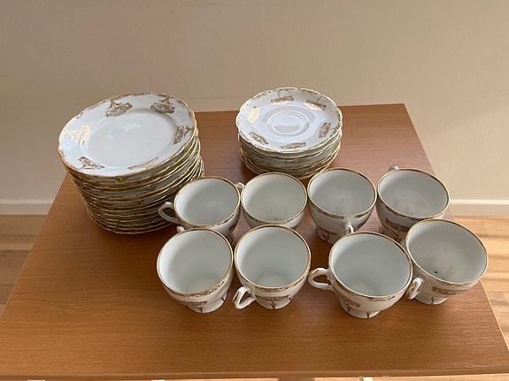 Product image 1 of 3