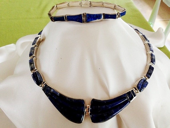 Product image 1 of 7