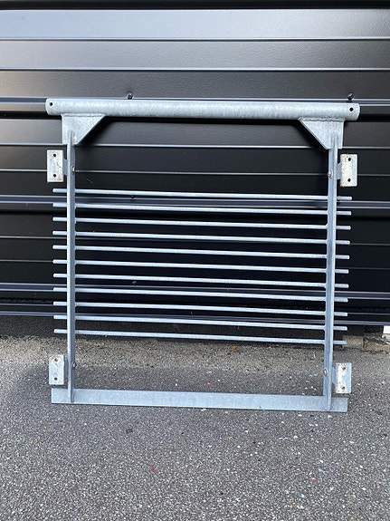 Product image 1 of 8