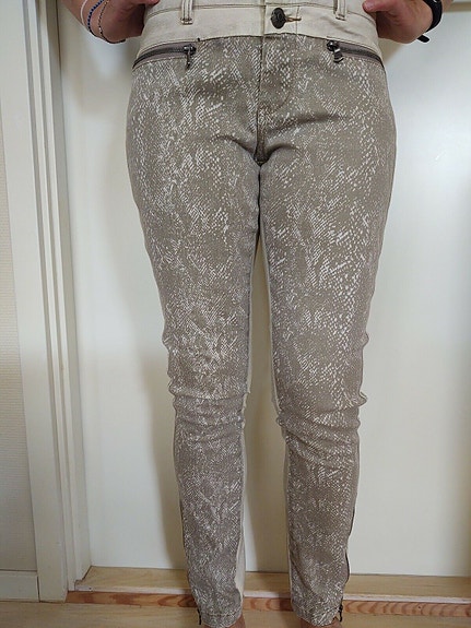 Product image 1 of 5