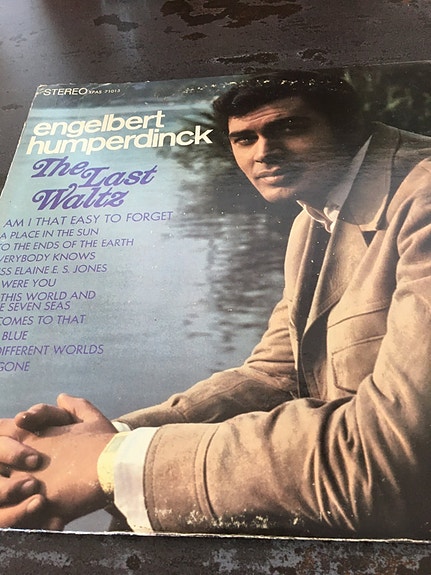 Product image 1 of 2