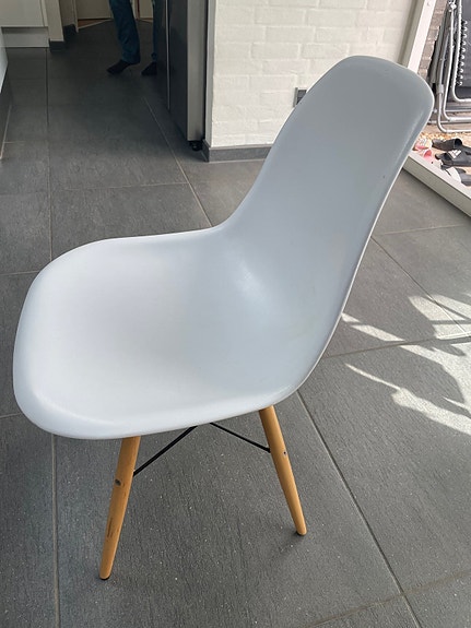 Product image 1 of 4