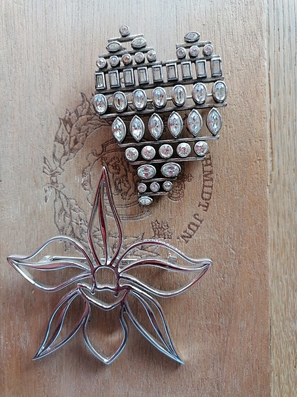 Product image 1 of 5