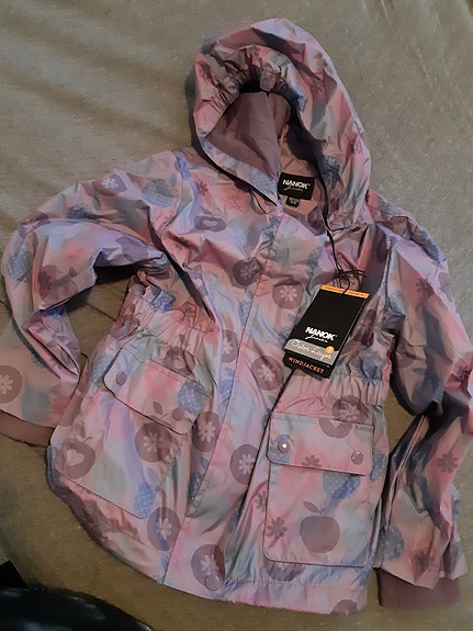 Product image 1 of 3