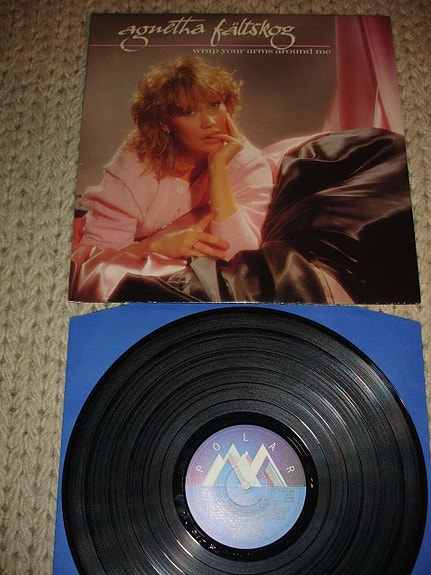 Product image 1 of 3