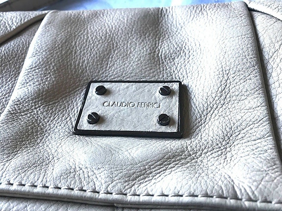 Product image 1 of 8