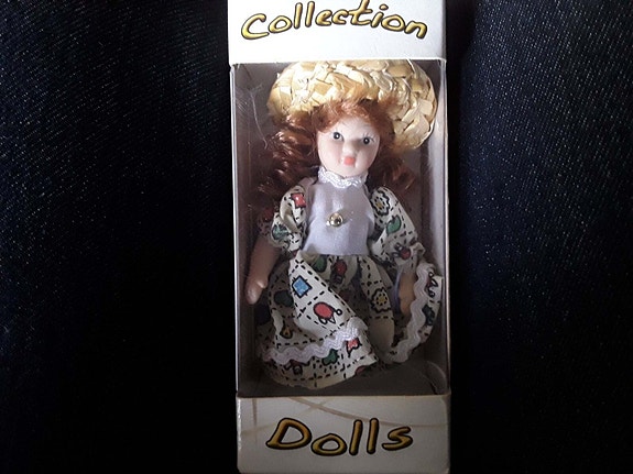 Product image 1 of 4