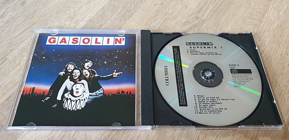 Product image 3 of 3