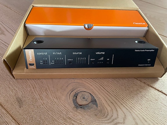Product image 1 of 3
