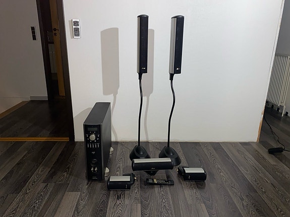 Product image 1 of 3