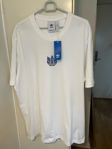 Product image 1 of 8