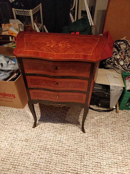 Product image 1 of 4