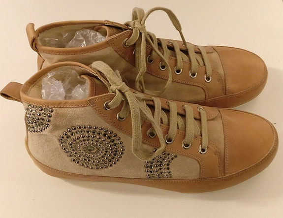 Product image 1 of 4