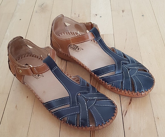 Product image 1 of 8