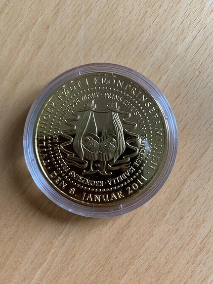 Product image 1 of 2