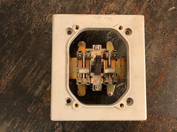 Product image 1 of 6