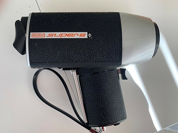 Product image 1 of 3