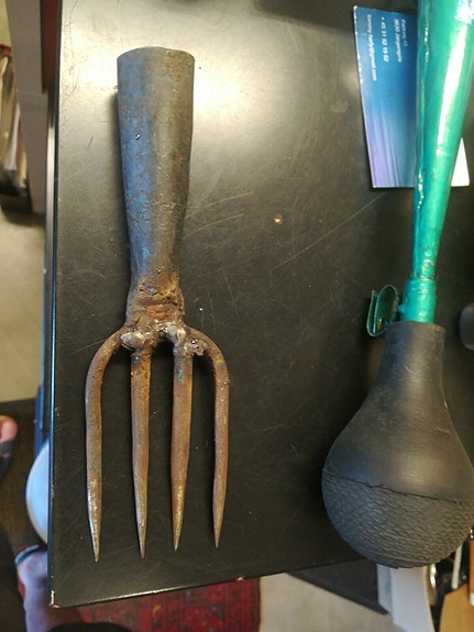 Product image 1 of 2