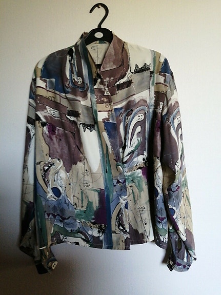 Product image 1 of 4