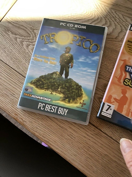 Product image 1 of 3