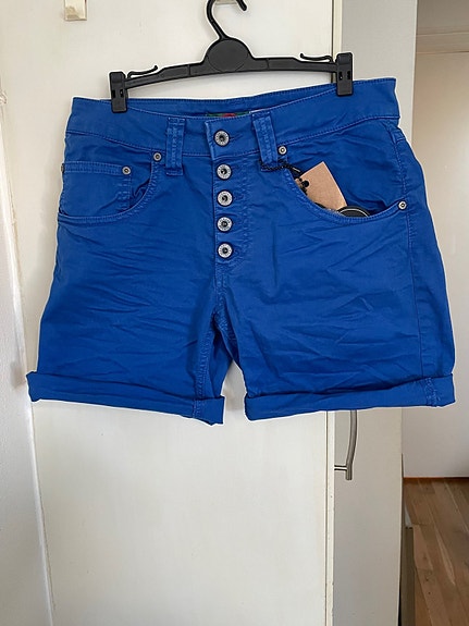 Product image 1 of 7