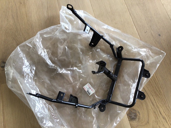 Product image 1 of 2