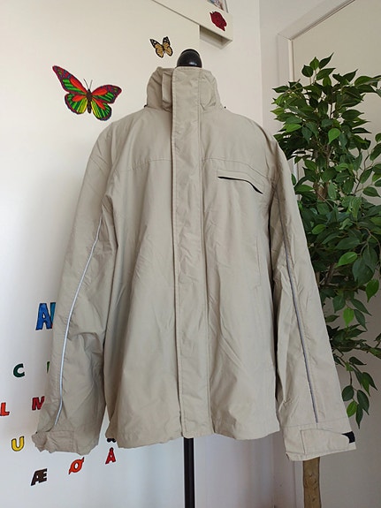 Product image 1 of 7