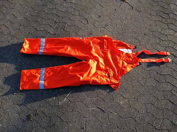 Product image 1 of 4