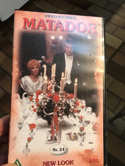 Product image 1 of 2