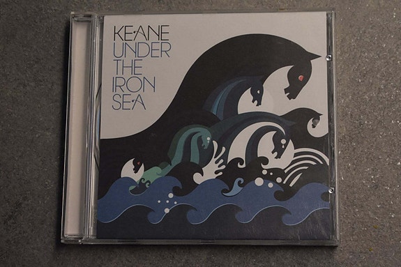 Product image 1 of 2