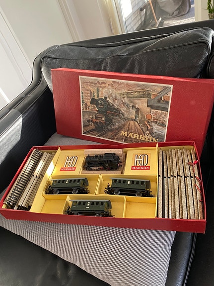 Product image 1 of 7