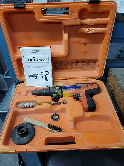 Product image 1 of 3