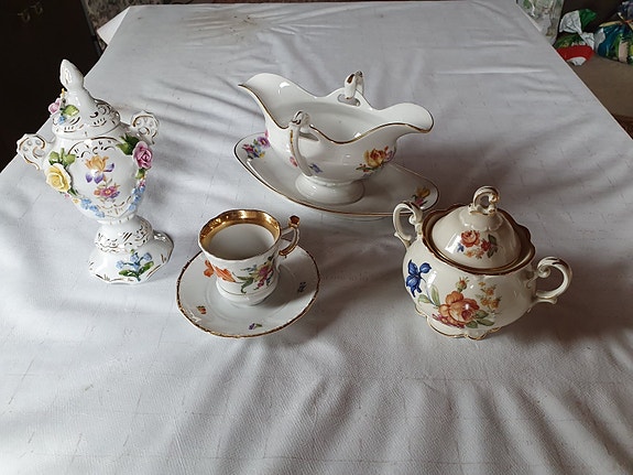 Product image 1 of 3