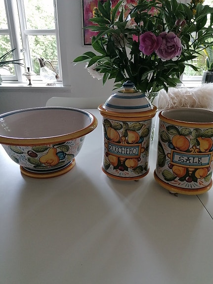 Product image 1 of 7