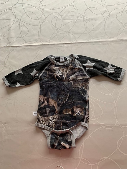 Product image 1 of 2