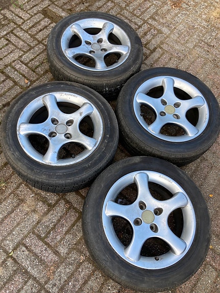 Product image 1 of 4