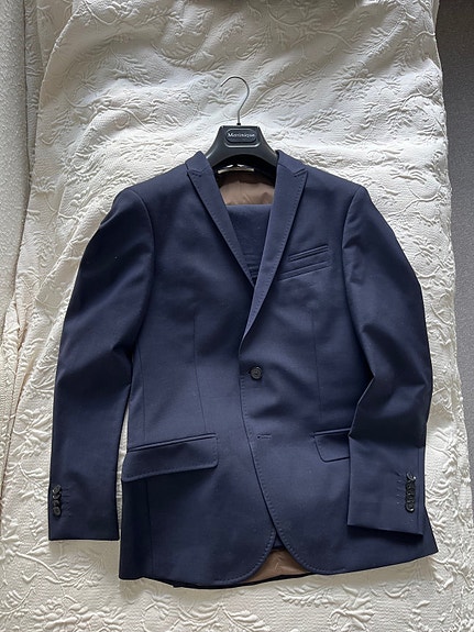 Product image 1 of 8