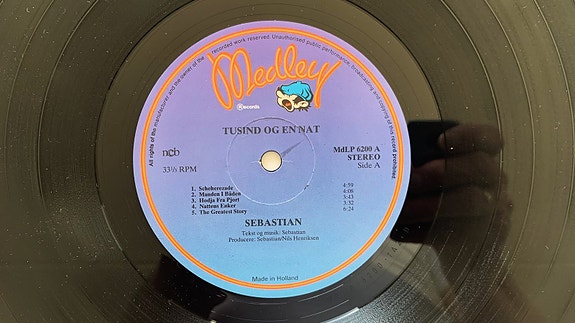 Product image 2 of 7