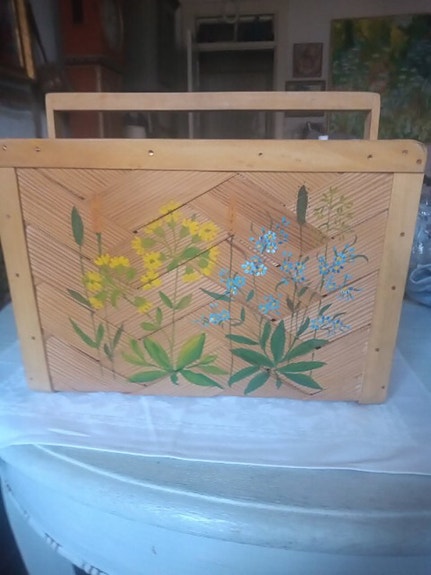 Product image 1 of 4