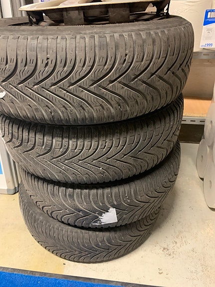 Product image 1 of 4