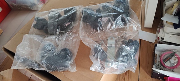 Product image 1 of 4