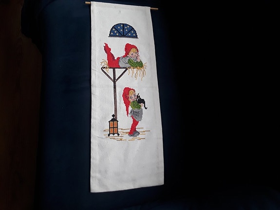 Product image 1 of 2