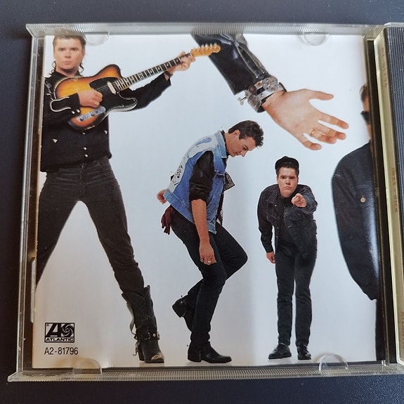 Product image 3 of 4