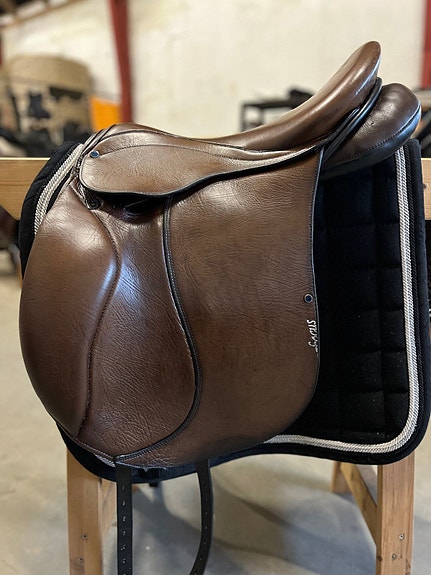 Product image 1 of 8