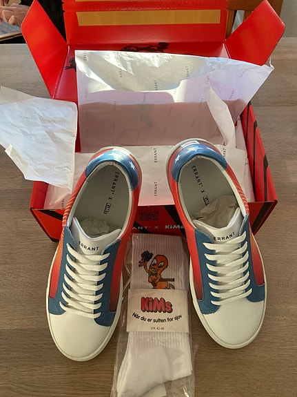 Product image 1 of 8