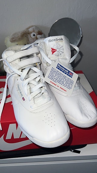 Product image 1 of 5