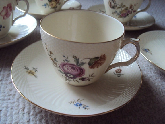 Product image 1 of 5