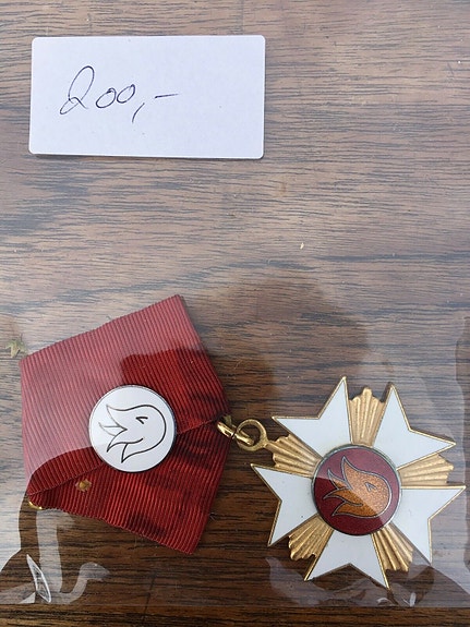 Product image 1 of 5