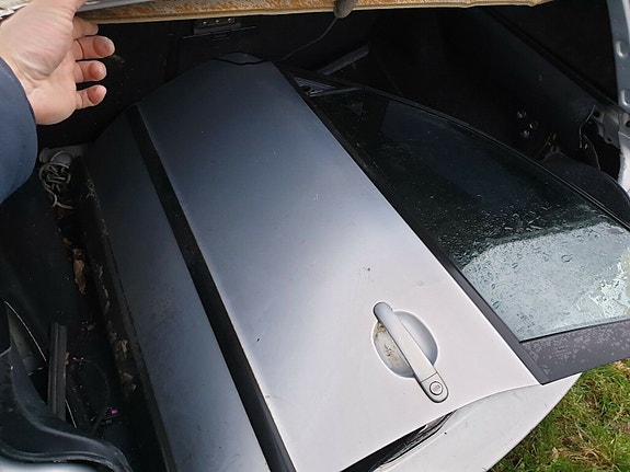 Product image 1 of 2