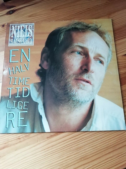 Product image 1 of 2